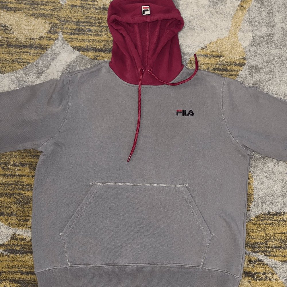 FILA Logo Hoodie Sweatshirt - Medium